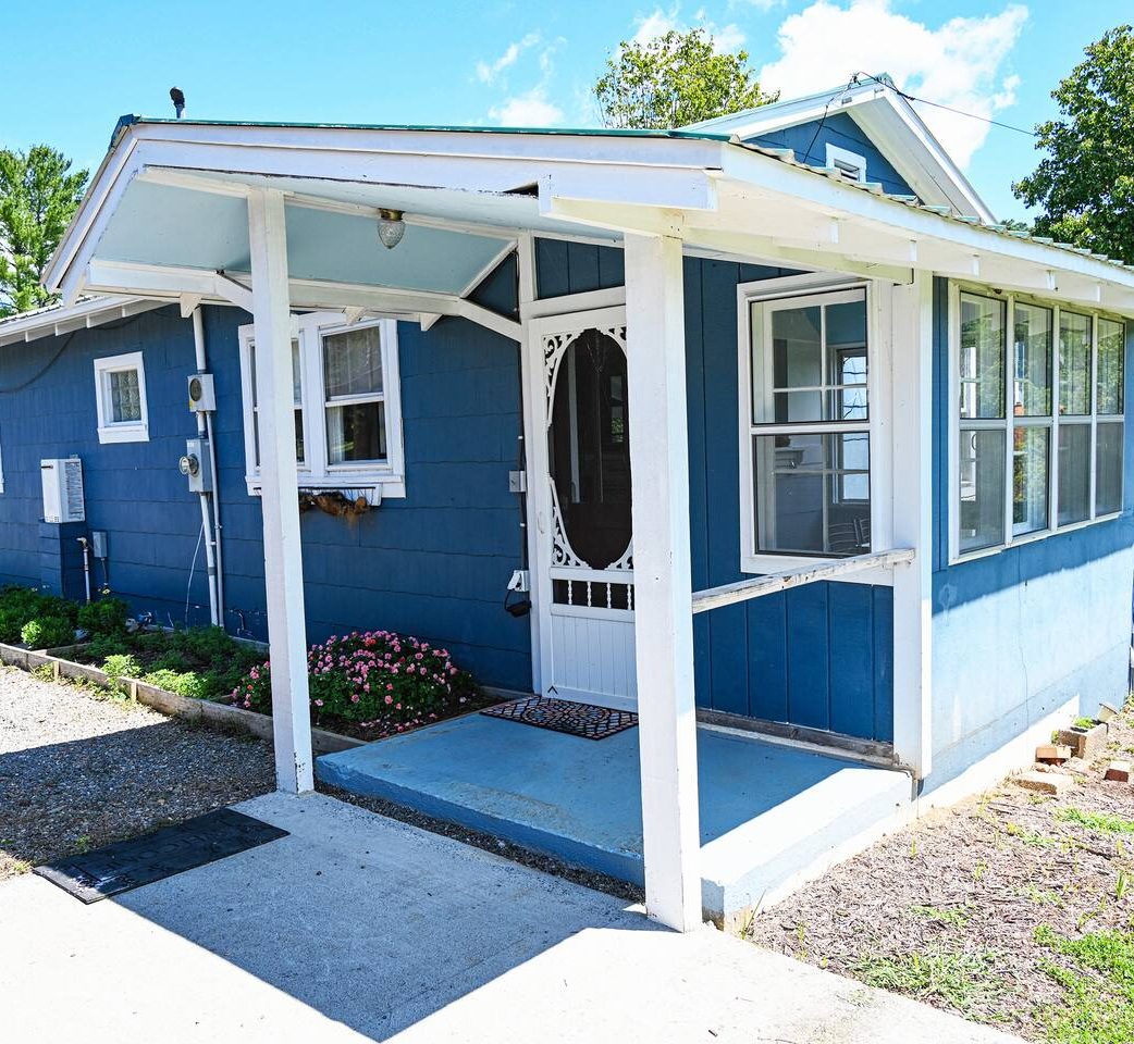 Charming Cottage in Brawsstown, North Carolina
